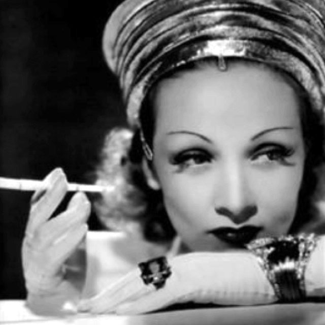 IL COCKTAIL RING O ANELLO DA COCKTAIL