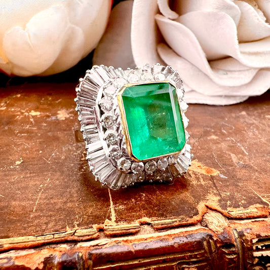 Anello Ballerina con Smeraldo Colombiano e Diamanti – Anni ’50-’60