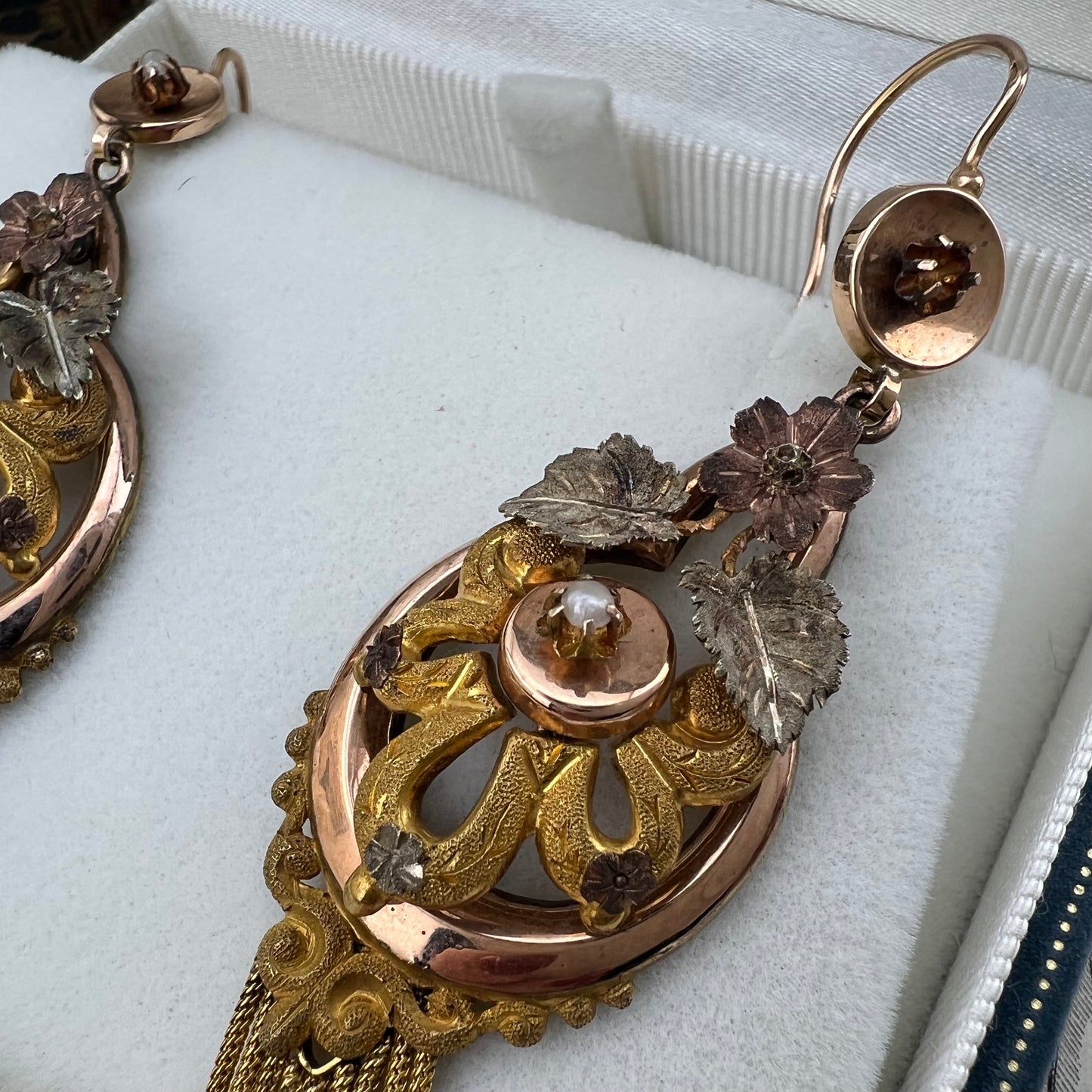 Orecchini Borbonici Tricolore con Perline e Frange — Regno delle Due Sicilie, metà ‘800