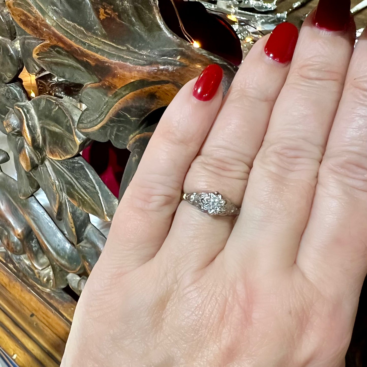 Antique solitaire in platinum gold and diamond