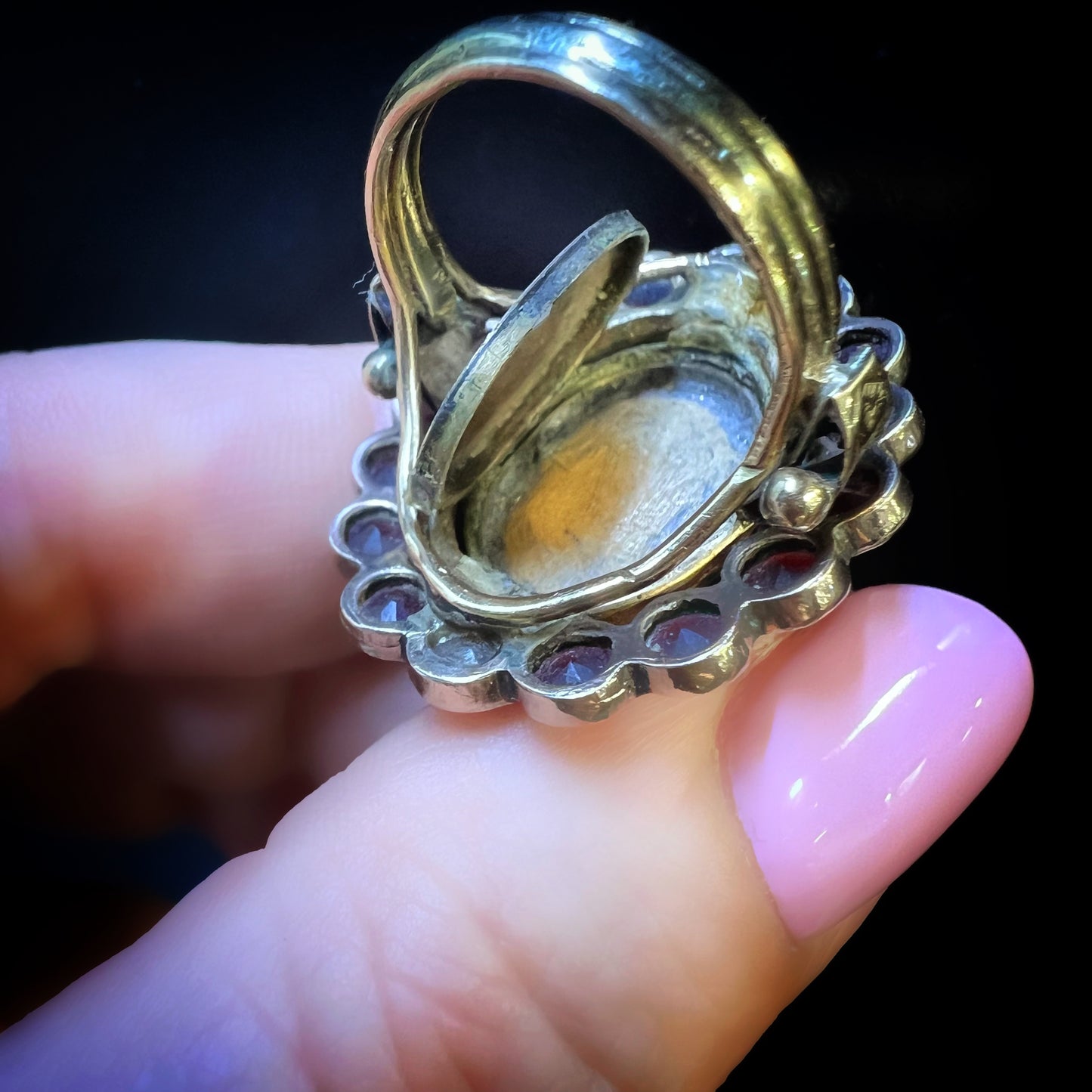 Gold locket ring with garnets and pearls, Italy, c. 1880