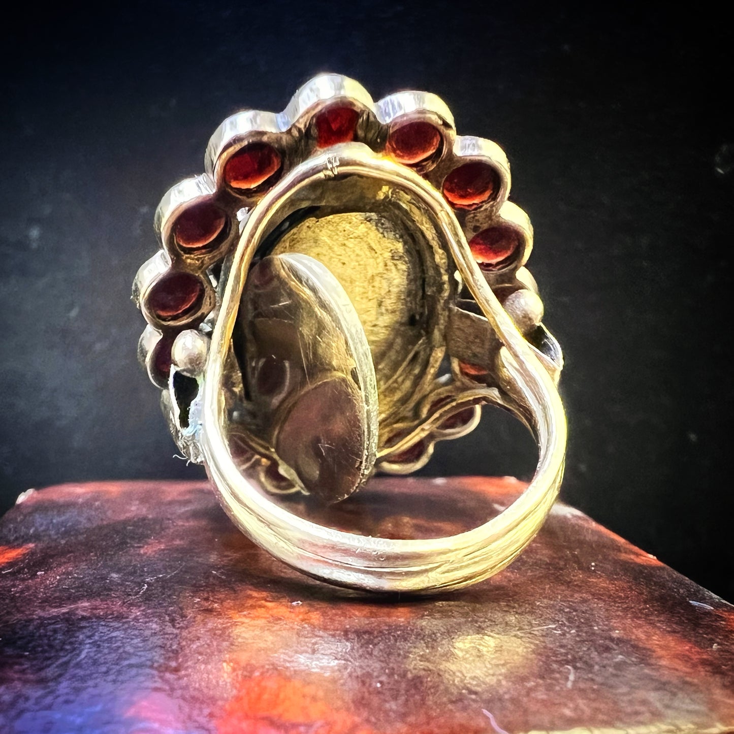 Gold locket ring with garnets and pearls, Italy, c. 1880