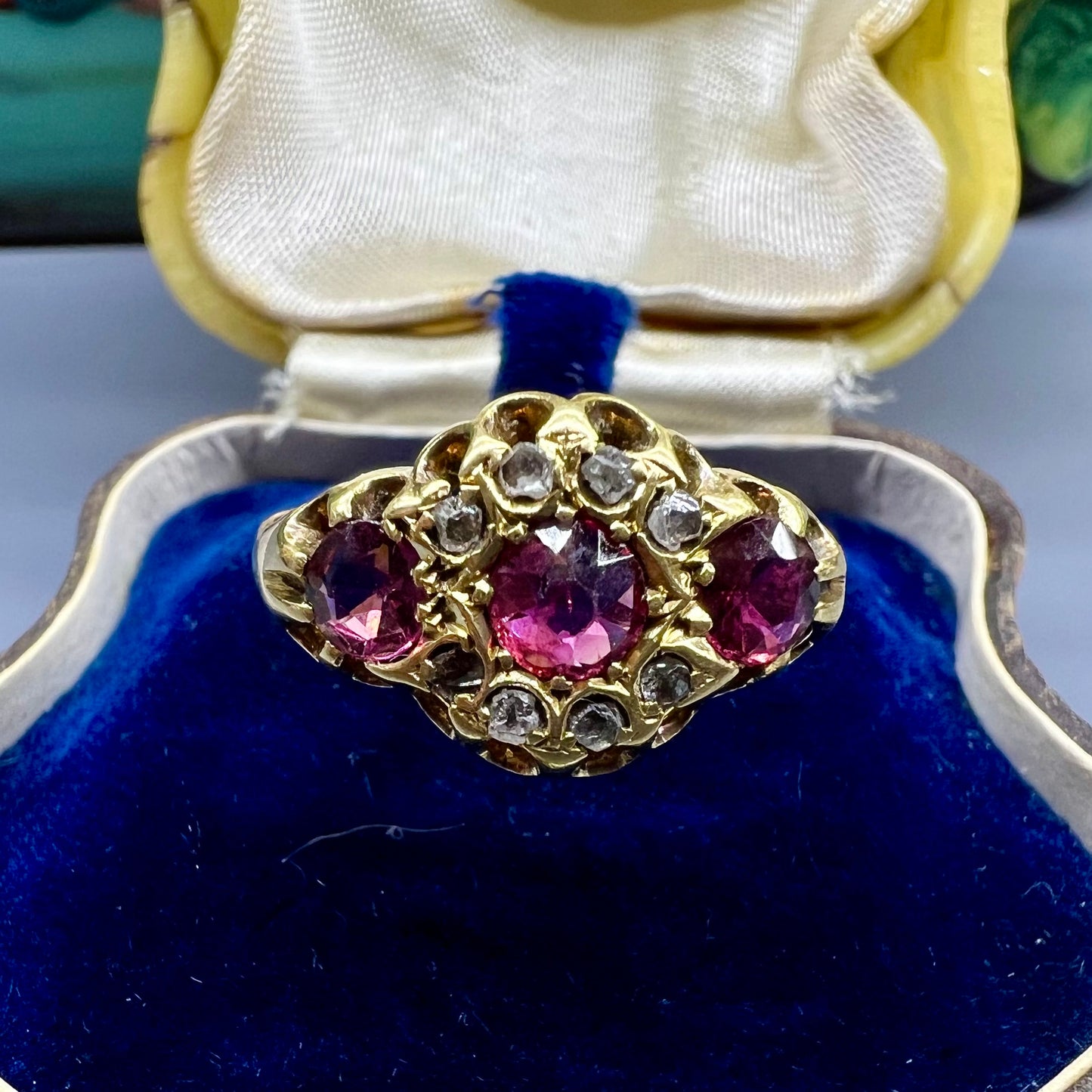 Victorian 18K gold rhodolite and rose cut diamond ring