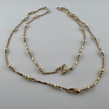 Carica l&#39;immagine nel visualizzatore di Gallery, Collana vintage cm 91 in oro con perline coltivate
