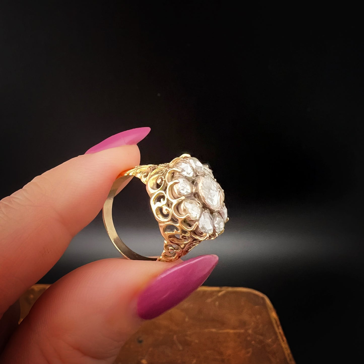 Large ring from the early 19th century in 18 ct gold and rose-cut diamonds for approximately 2 ct