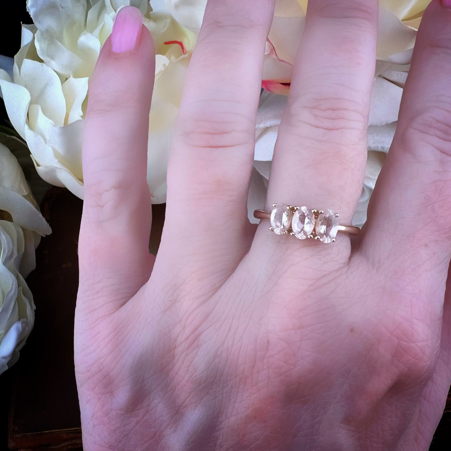 Anello Trilogy in Oro Giallo con Quarzi Rosa – Vintage Anni ’90