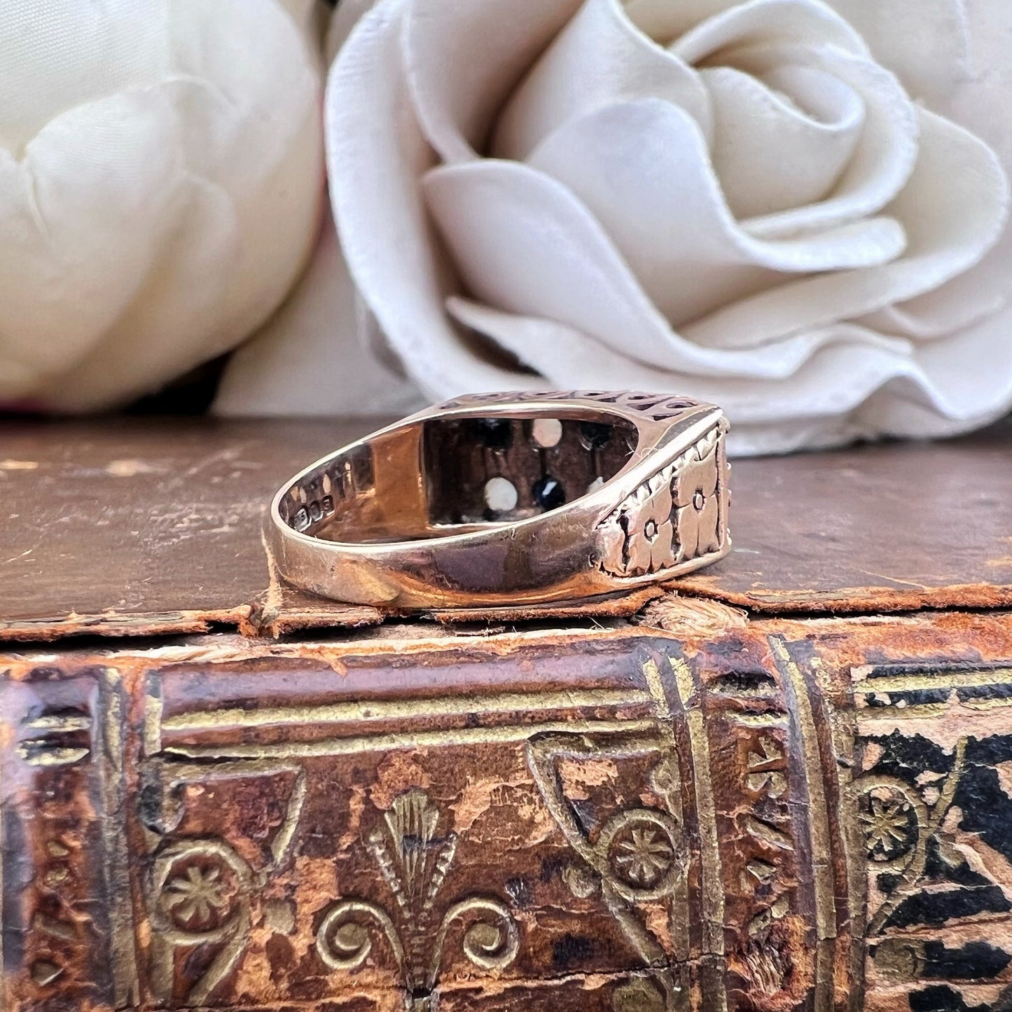 Anello vintage in oro 9 carati, opali e zaffiri-Londra 1980