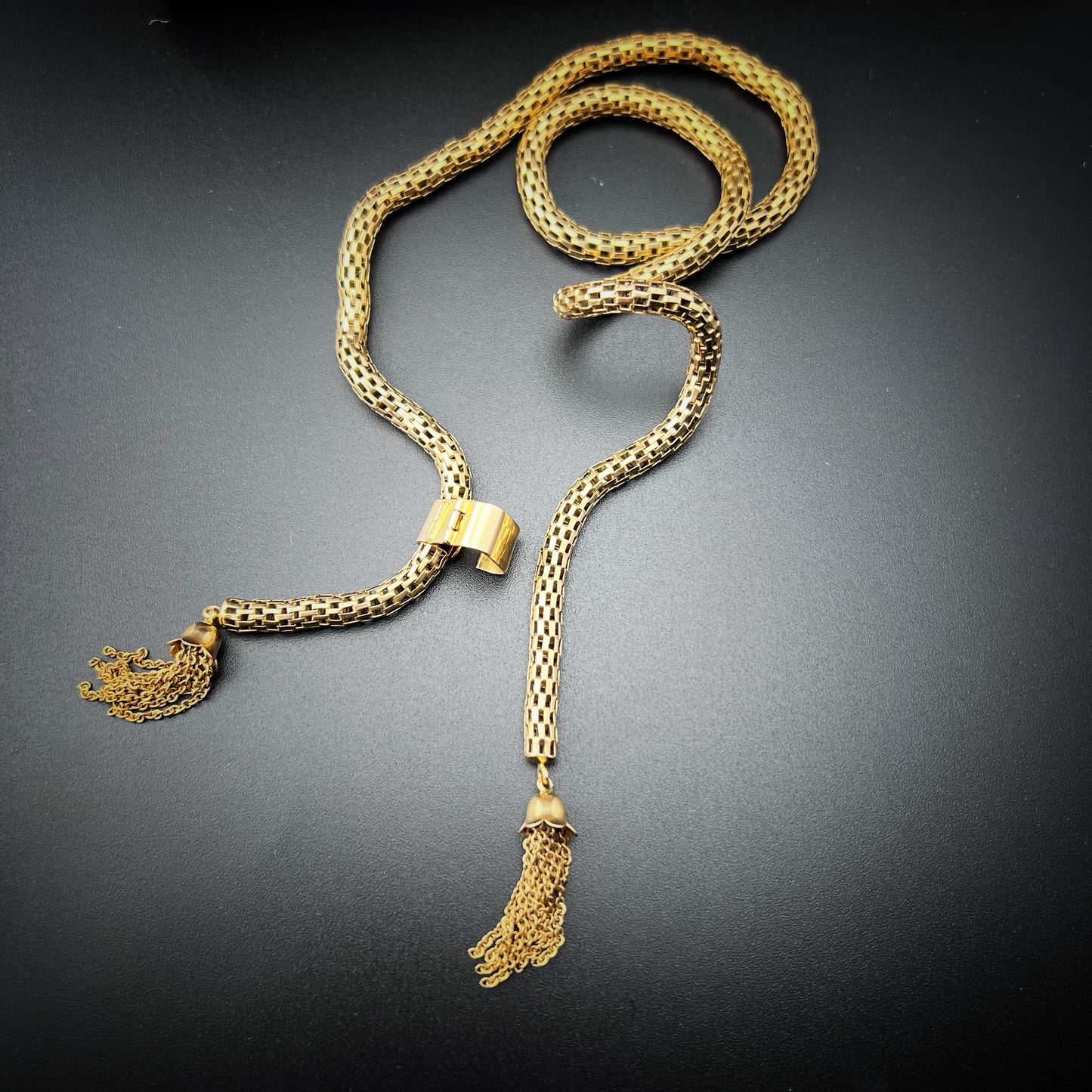 Vintage 1970s Necklace in 18K Yellow Gold