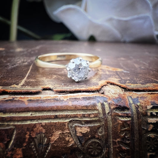 Solitario vintage in oro giallo con diamante 0.30