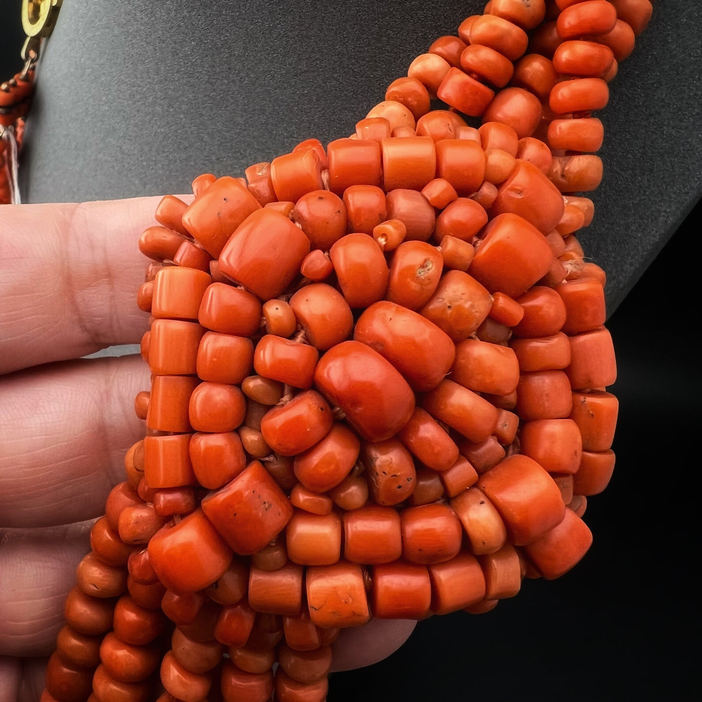 5-strand natural coral necklace, 214 grams
