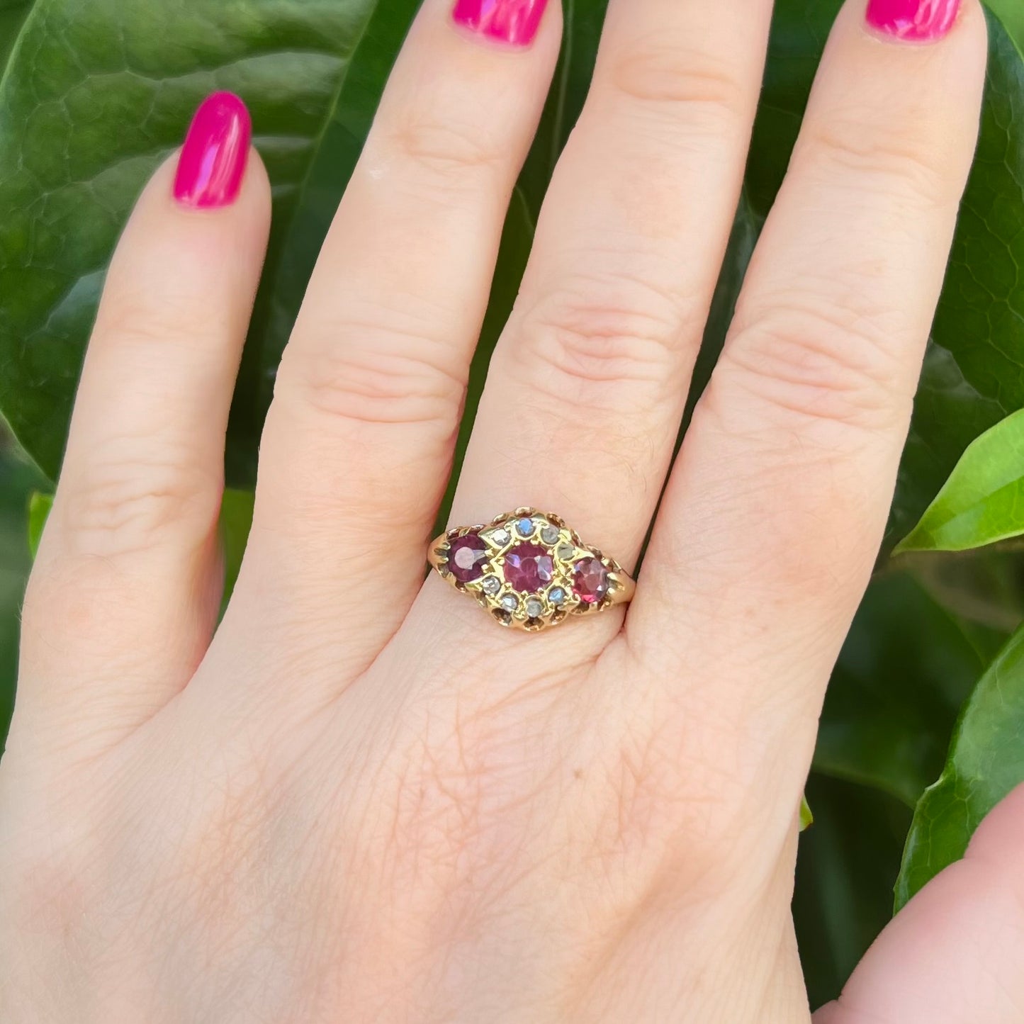 Victorian 18K gold rhodolite and rose cut diamond ring