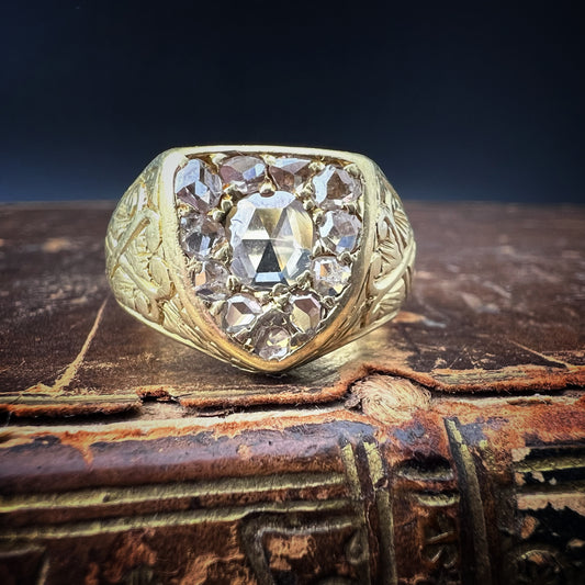 Importante anello chevalier - signet - sigillo in oro 18 ct e diamanti a taglio rosa
