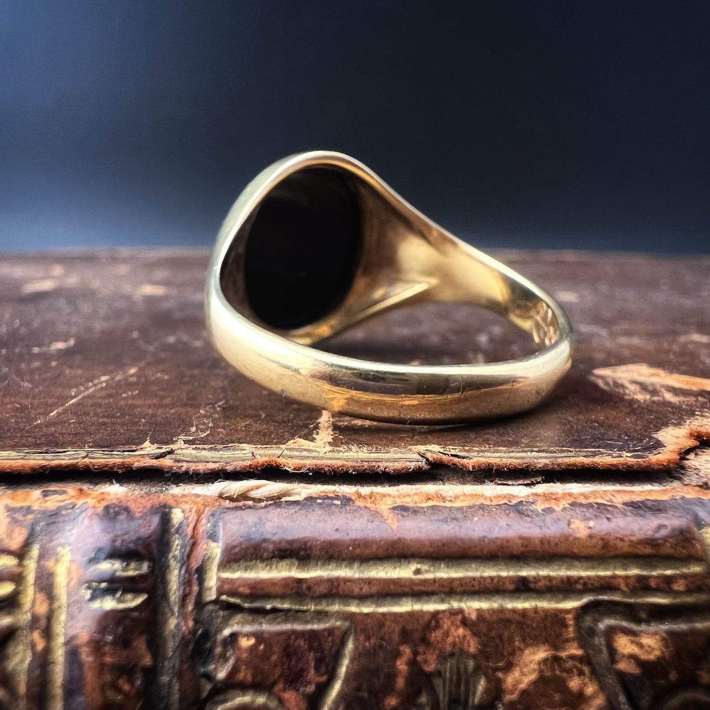 Anello vintage in oro 9 ct. e onice da uomo Londra 1964