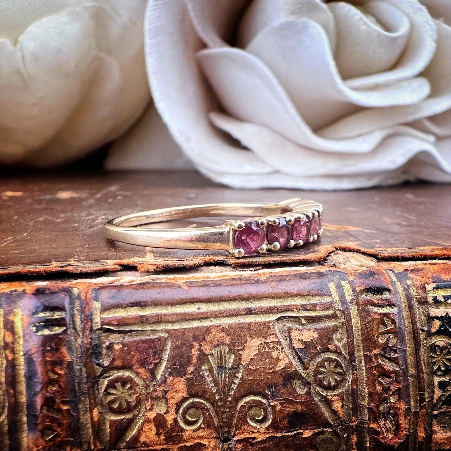 Anello Riviera Vintage con Granati - Birmingham