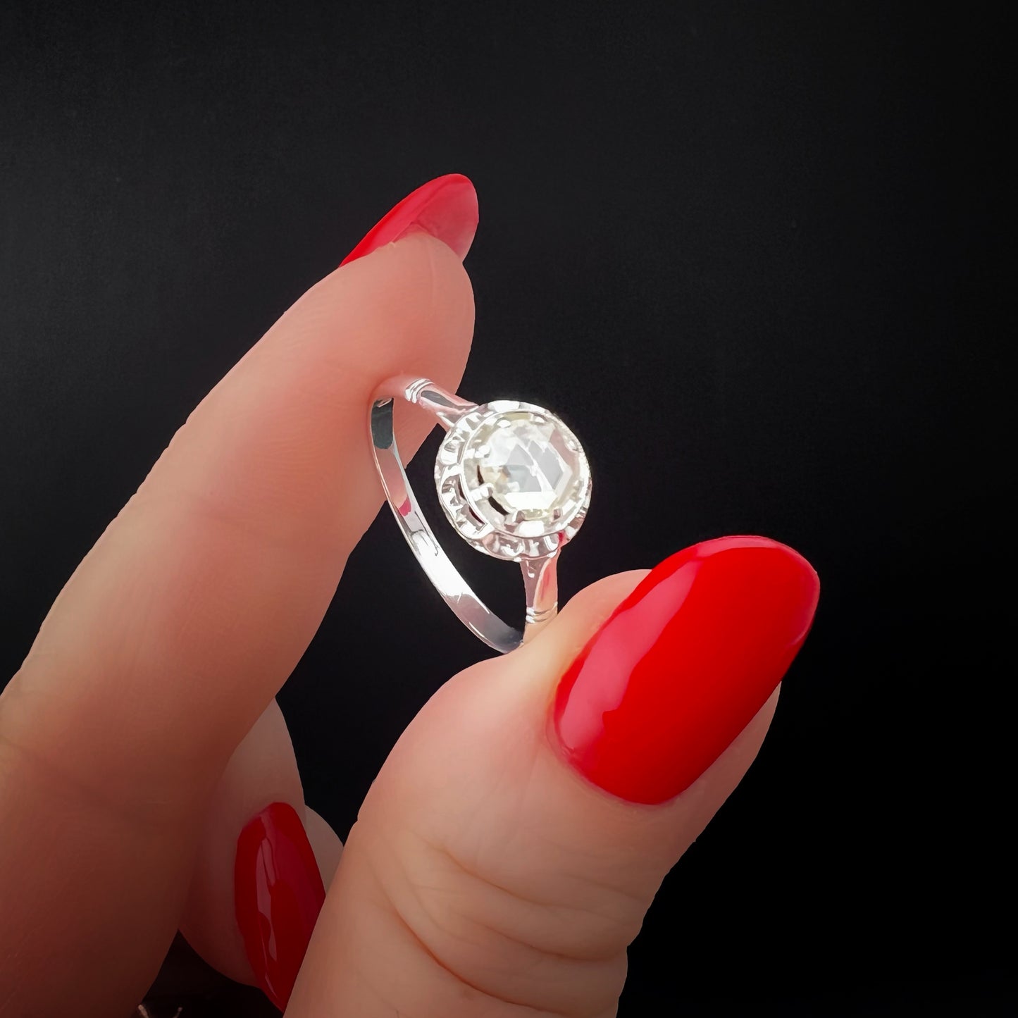 18 Karat Gold-Solitärring mit Diamant im Rosenschliff – 1930er