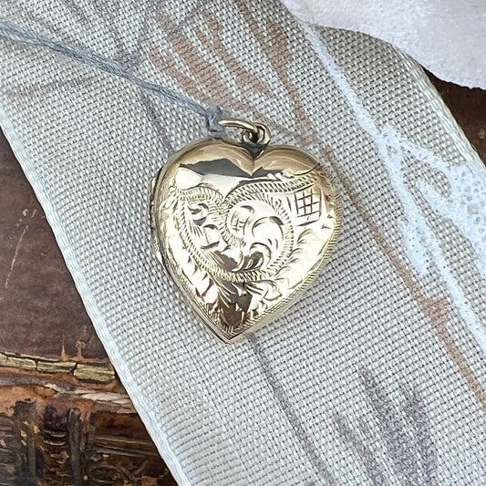 N. 12 - Locket porta foto in oro 9 ct back & front primi 900