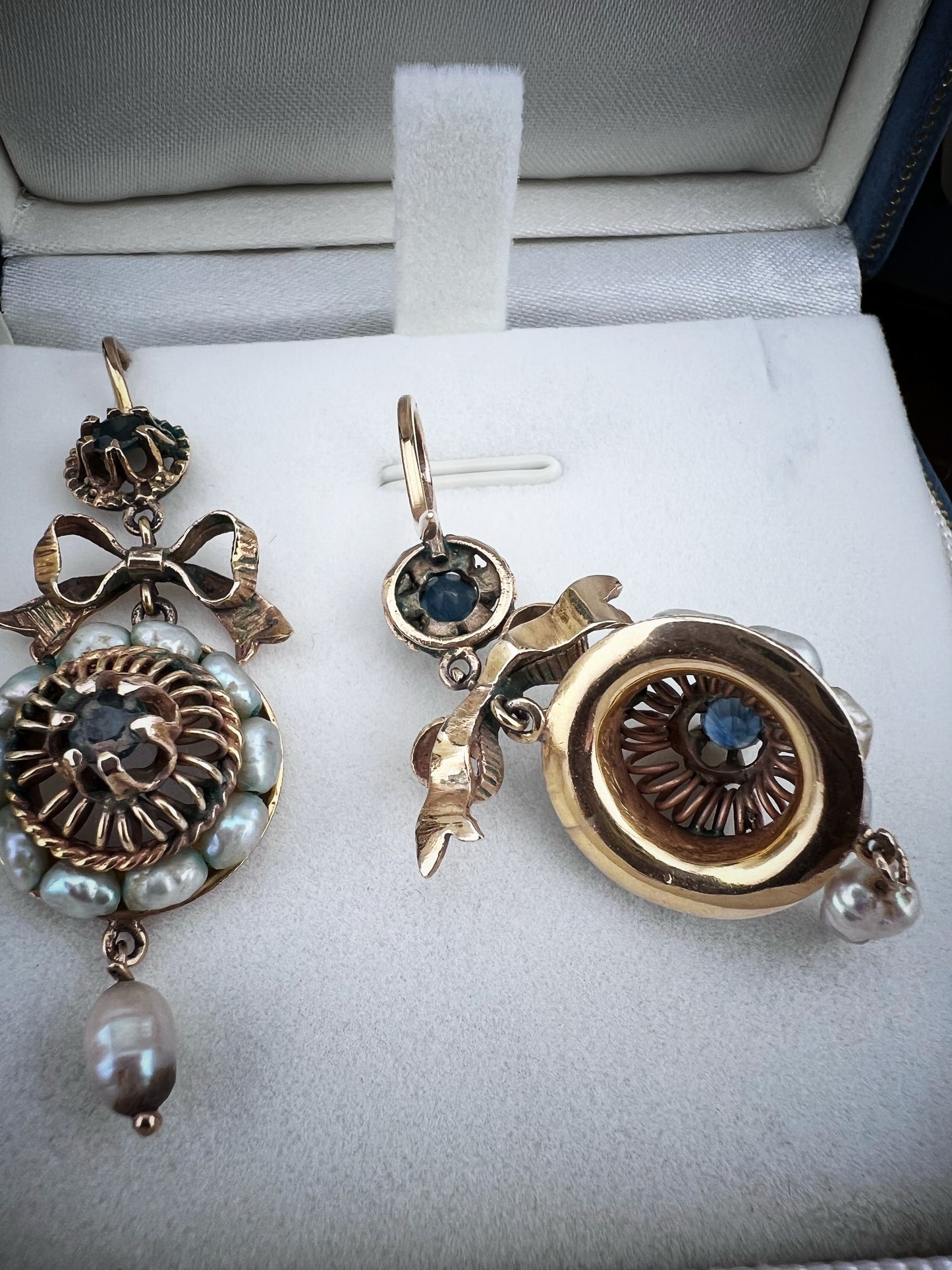 Antique Pair of 10kt Gold Earrings with Sapphires and Baroque Pearls – Late 19th Century