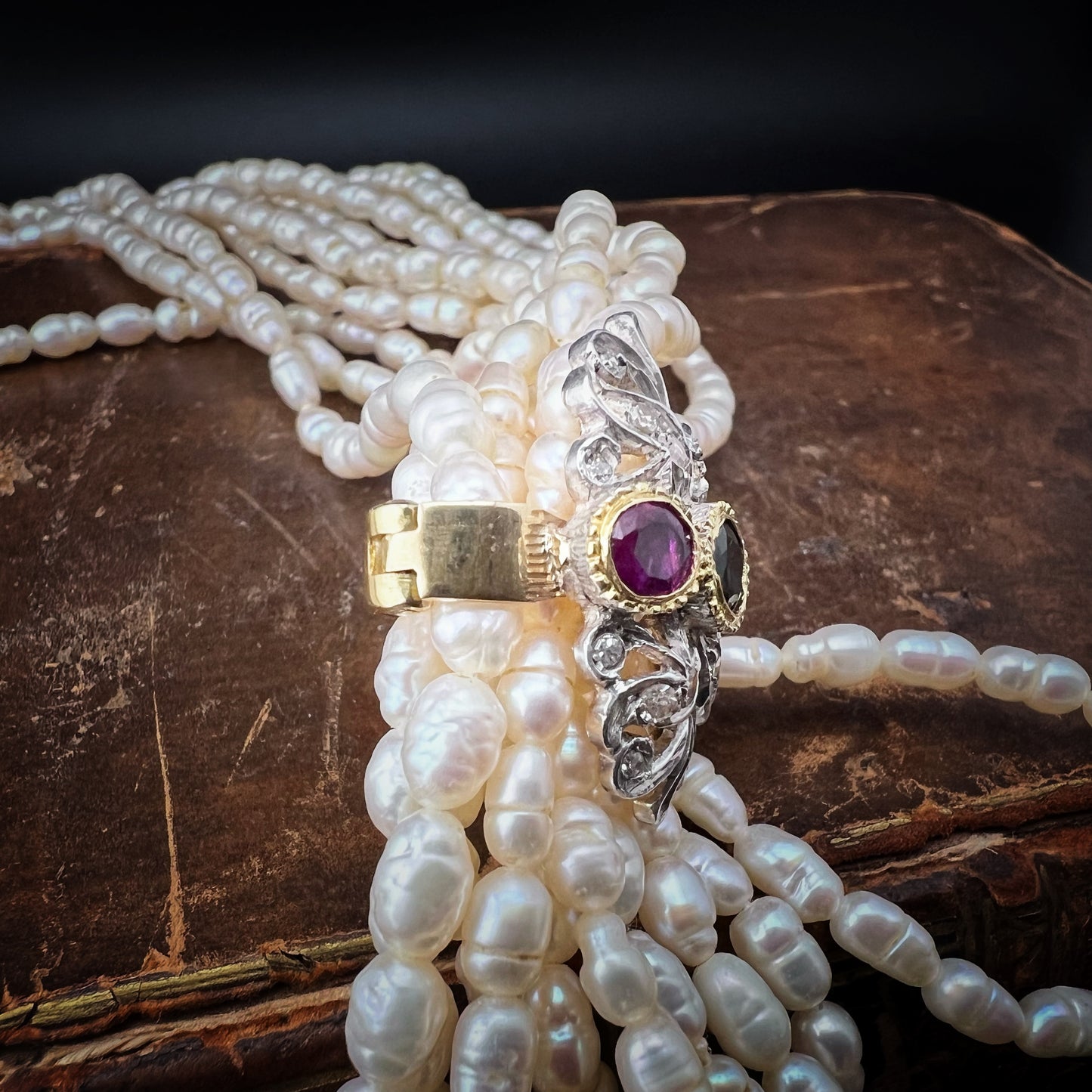 Vintage 18k yellow gold pearl clasp with sapphire, rubies and diamonds