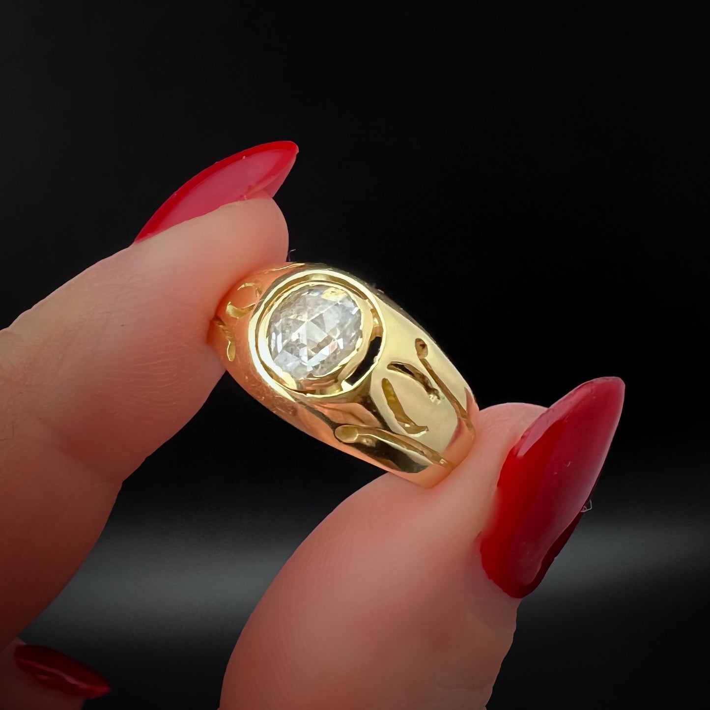 Victorian Era (c. 1850) Men's 18K Gold and Diamond Ring