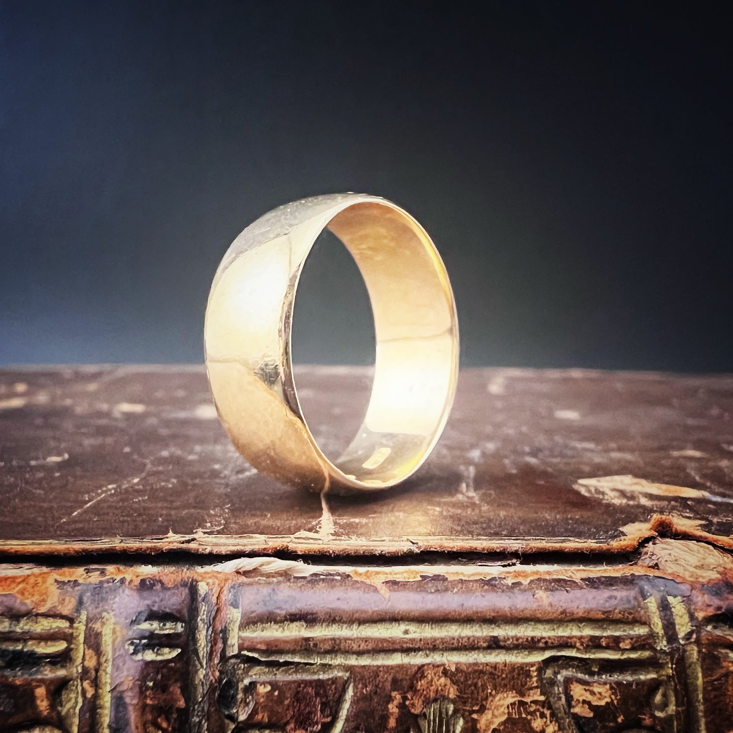Antique 22-karat gold wedding ring – Birmingham, 1918