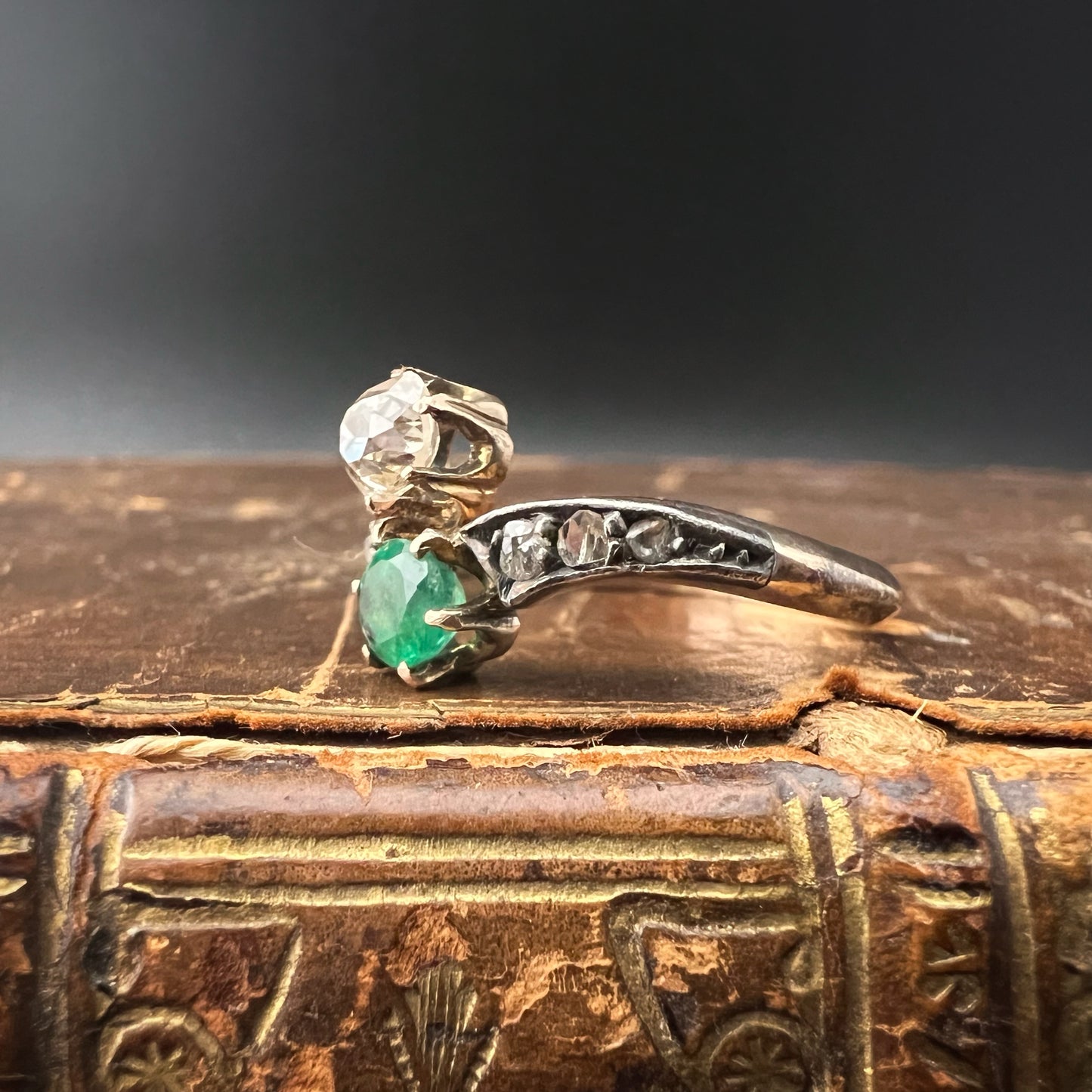 Toi et moi ring with 0.33 ct old mine diamond and emerald in 14 ct gold