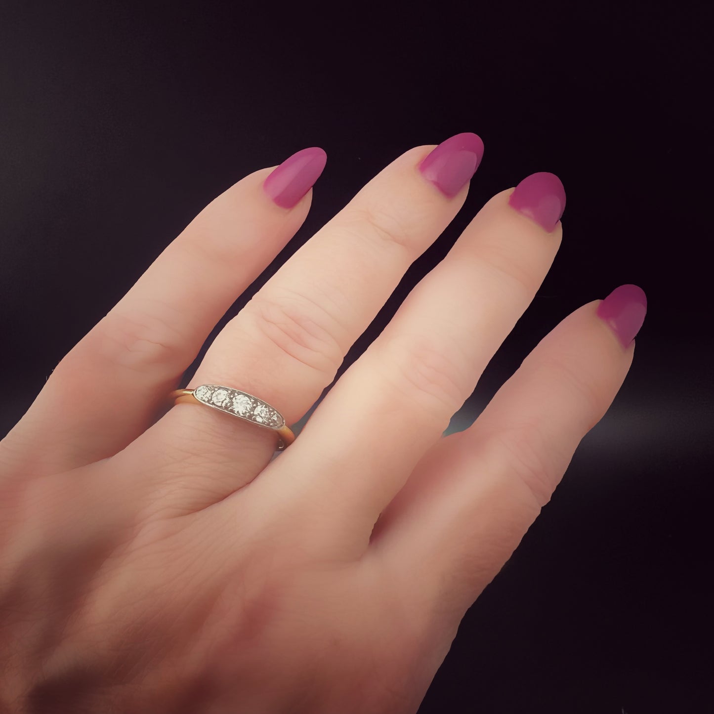 Antique Riviera ring in 18k gold and old mine diamonds