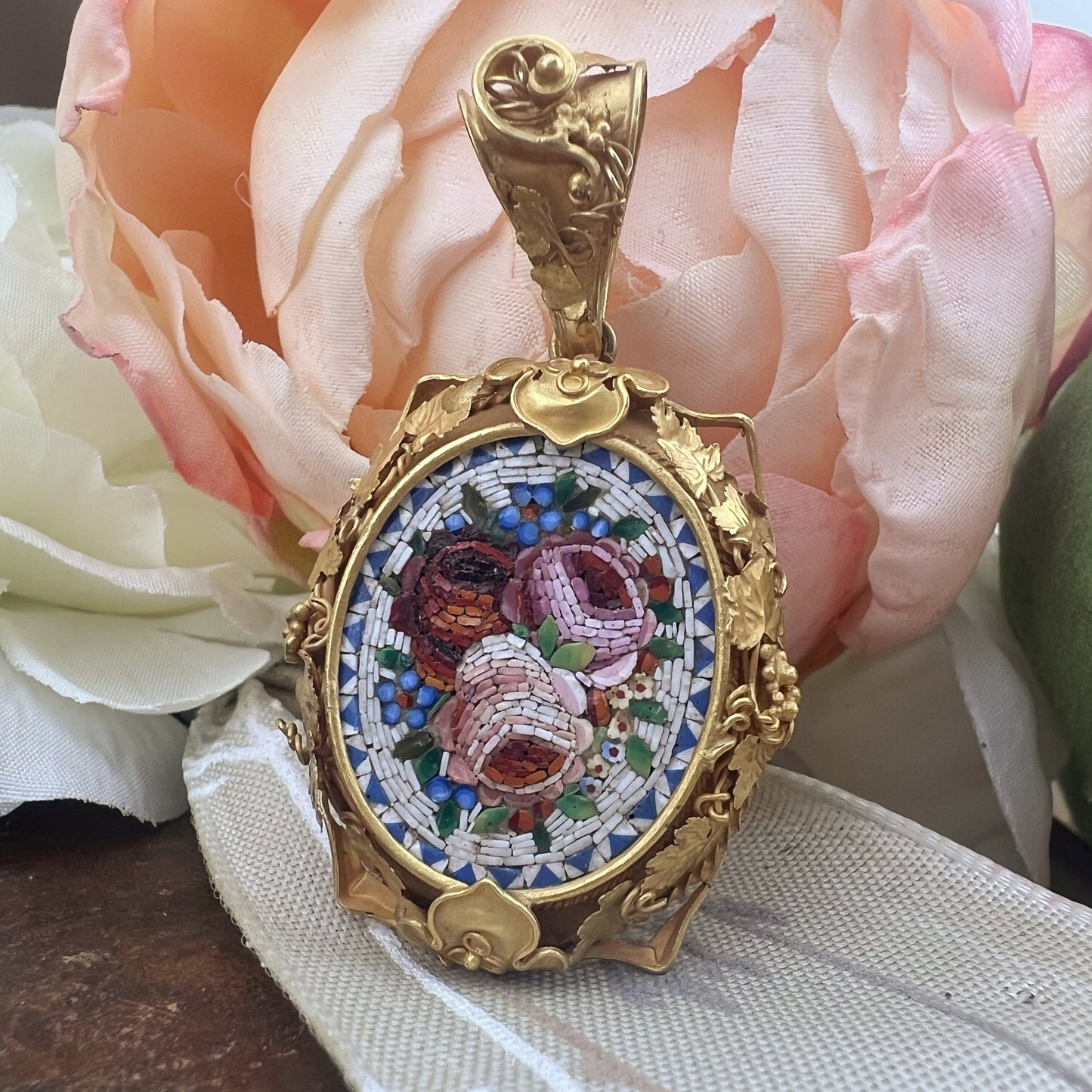 Pendente in oro con Micromosaico - Venezia ‘800