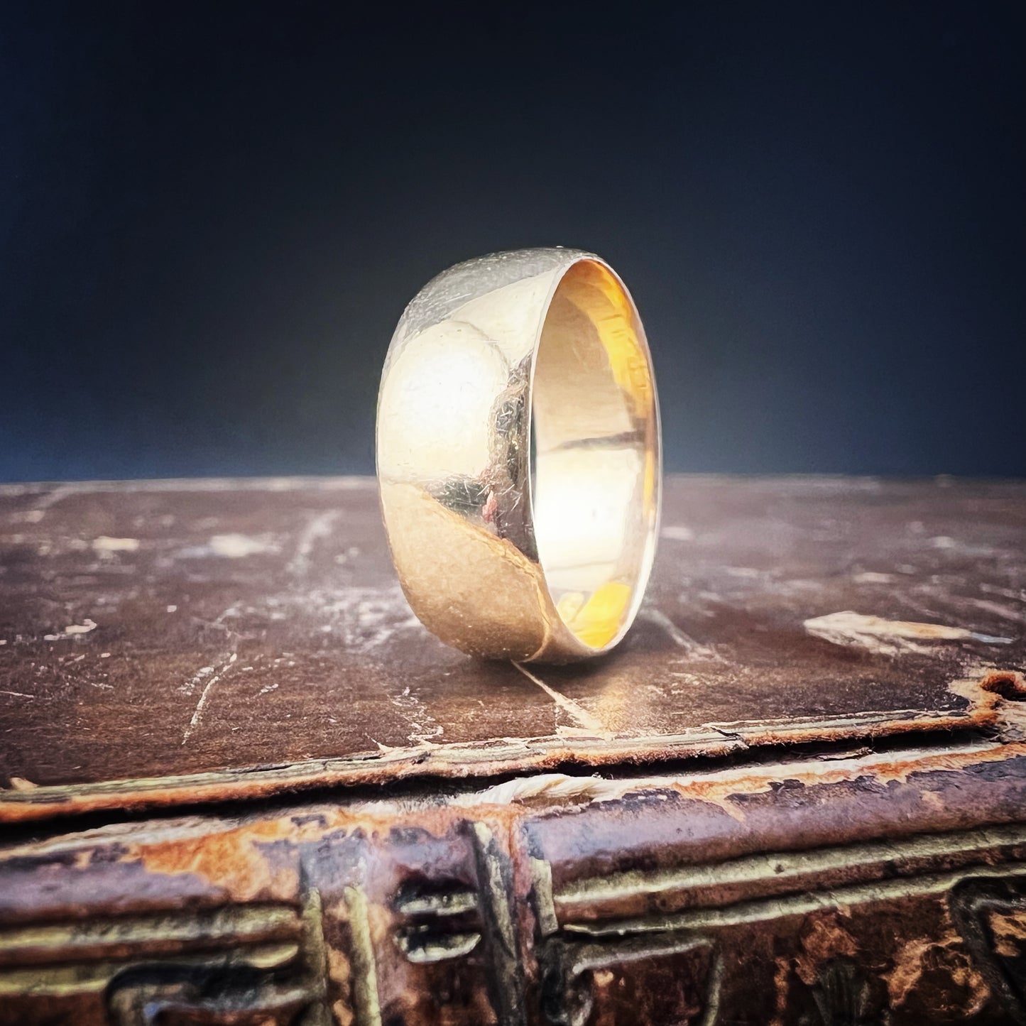 Antique 22-karat gold wedding ring – Birmingham, 1918