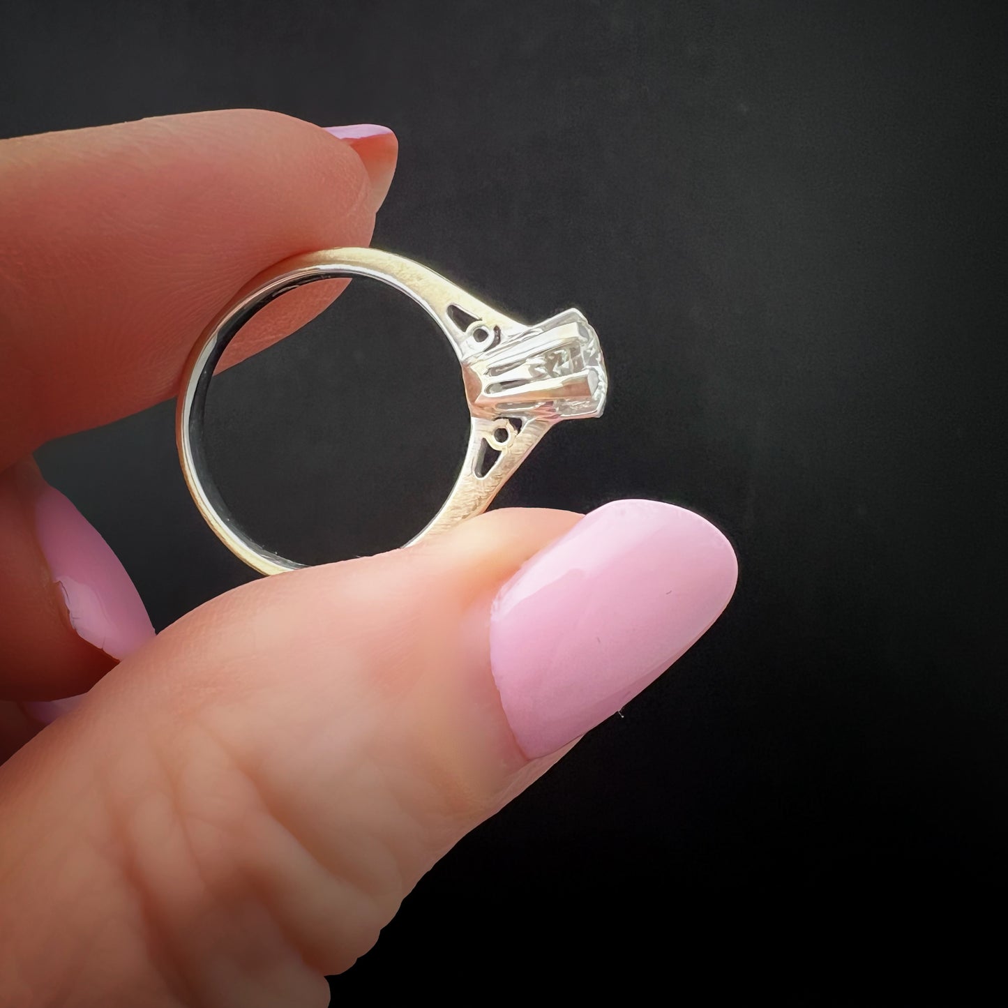 Solitärring aus 18 Karat Weißgold mit 0,33 Karat Diamant