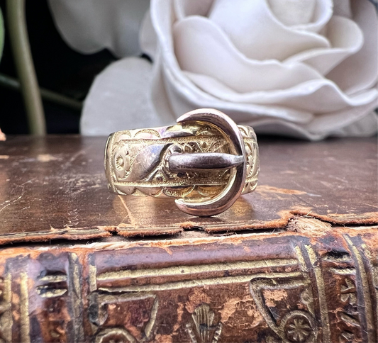 Anello a cintura in oro giallo 9 ct - Chester, 1917