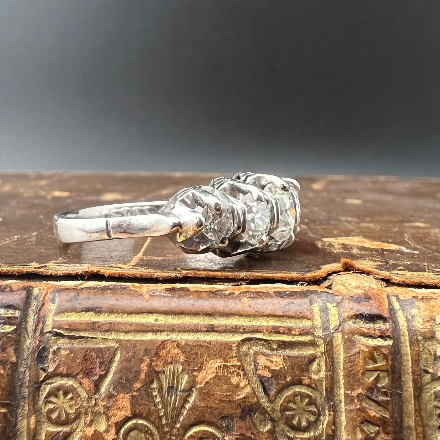 Wedding ring with five old mine diamonds, total estimated 1 ct