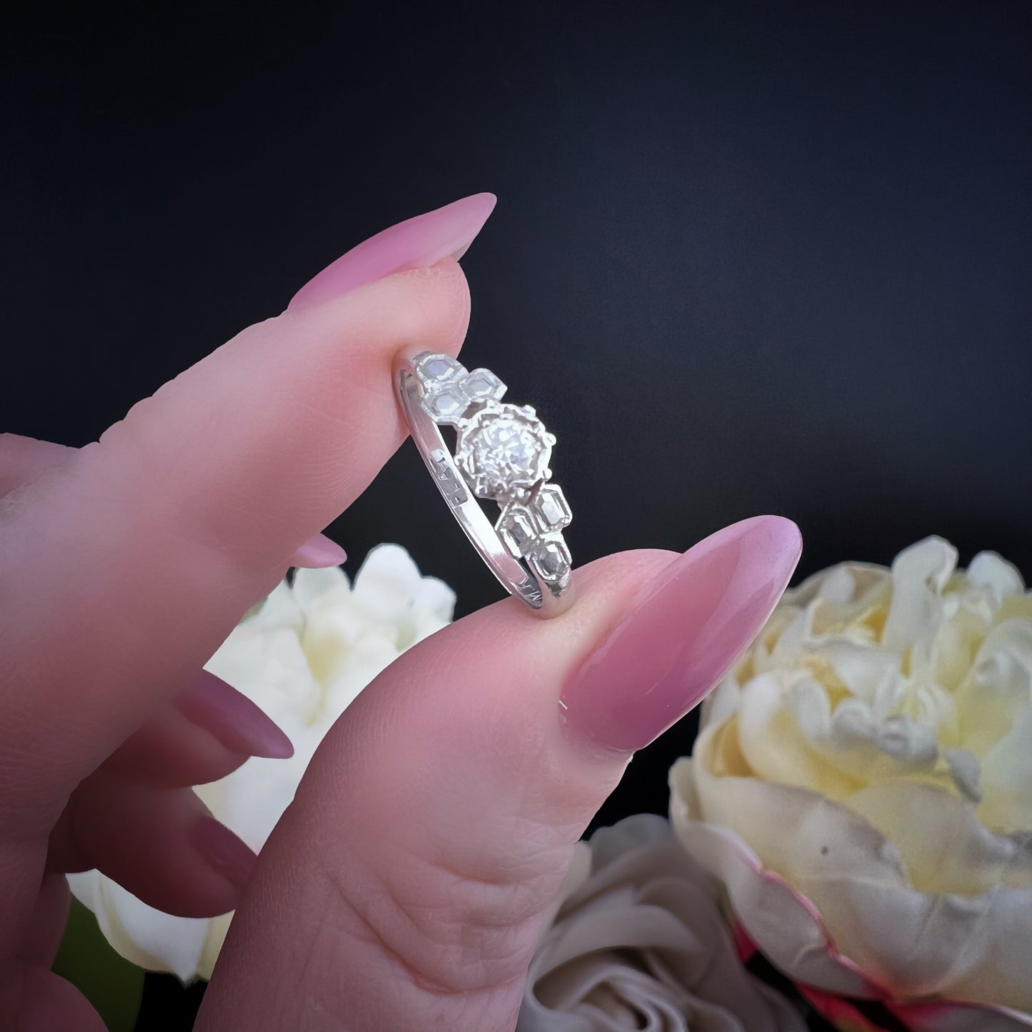 Platin- und Altmine-Diamantring aus dem frühen 20. Jahrhundert