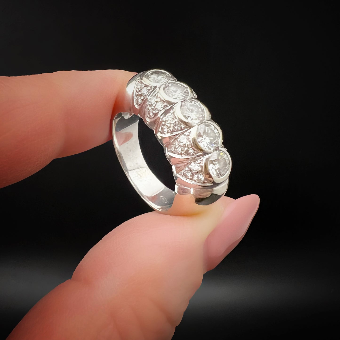 Riviera-Bandring aus 18 Karat Gold und Diamanten von insgesamt 1,40 Karat