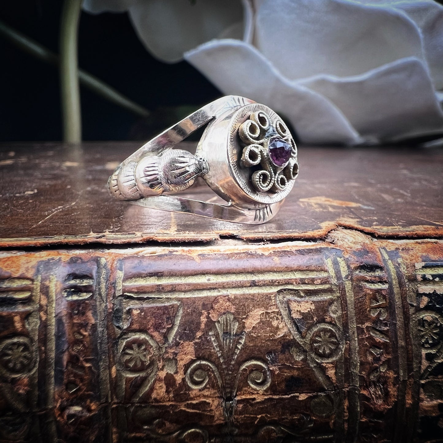 Bourbon Ring with Mauve Glass Paste