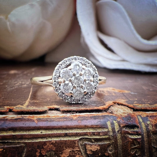 Anello vintage a margherita in oro giallo e diamanti – Londra