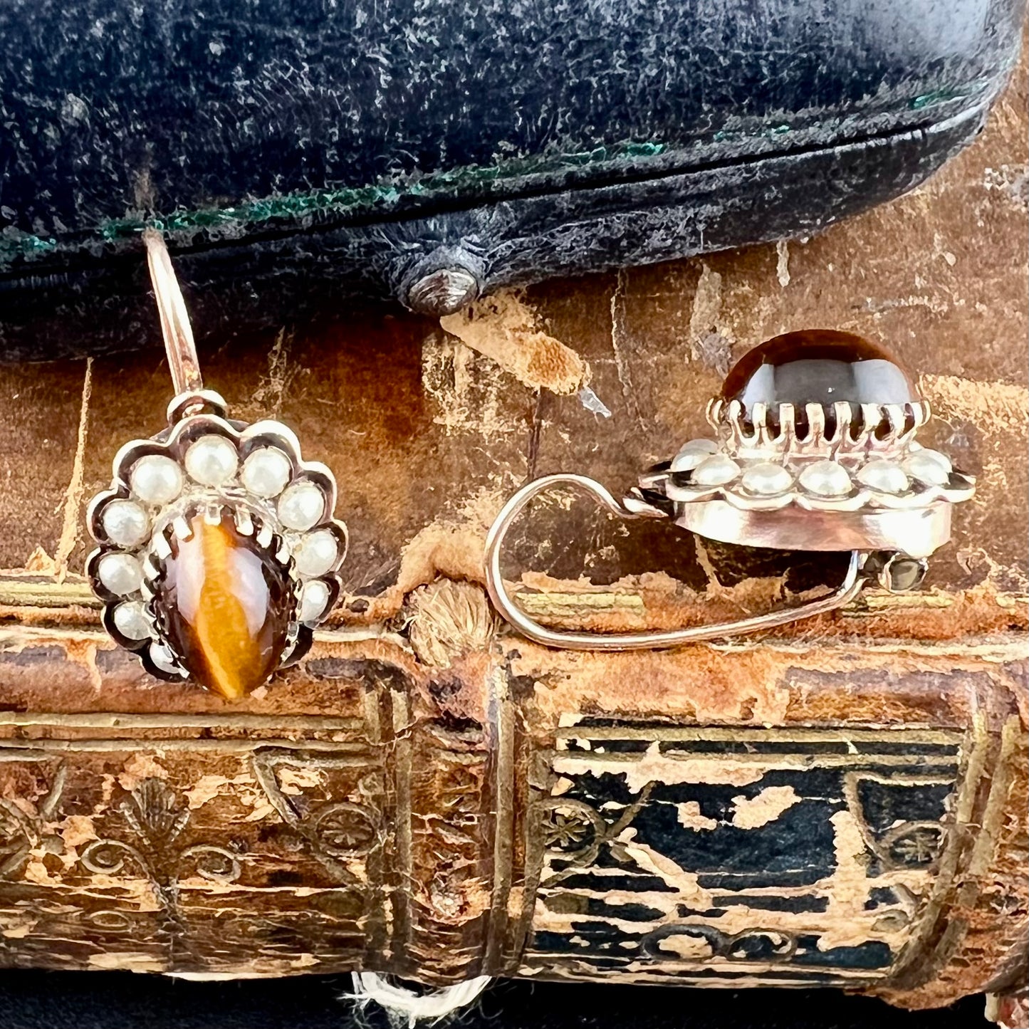 Antique gold earrings with tiger's eye and pearls