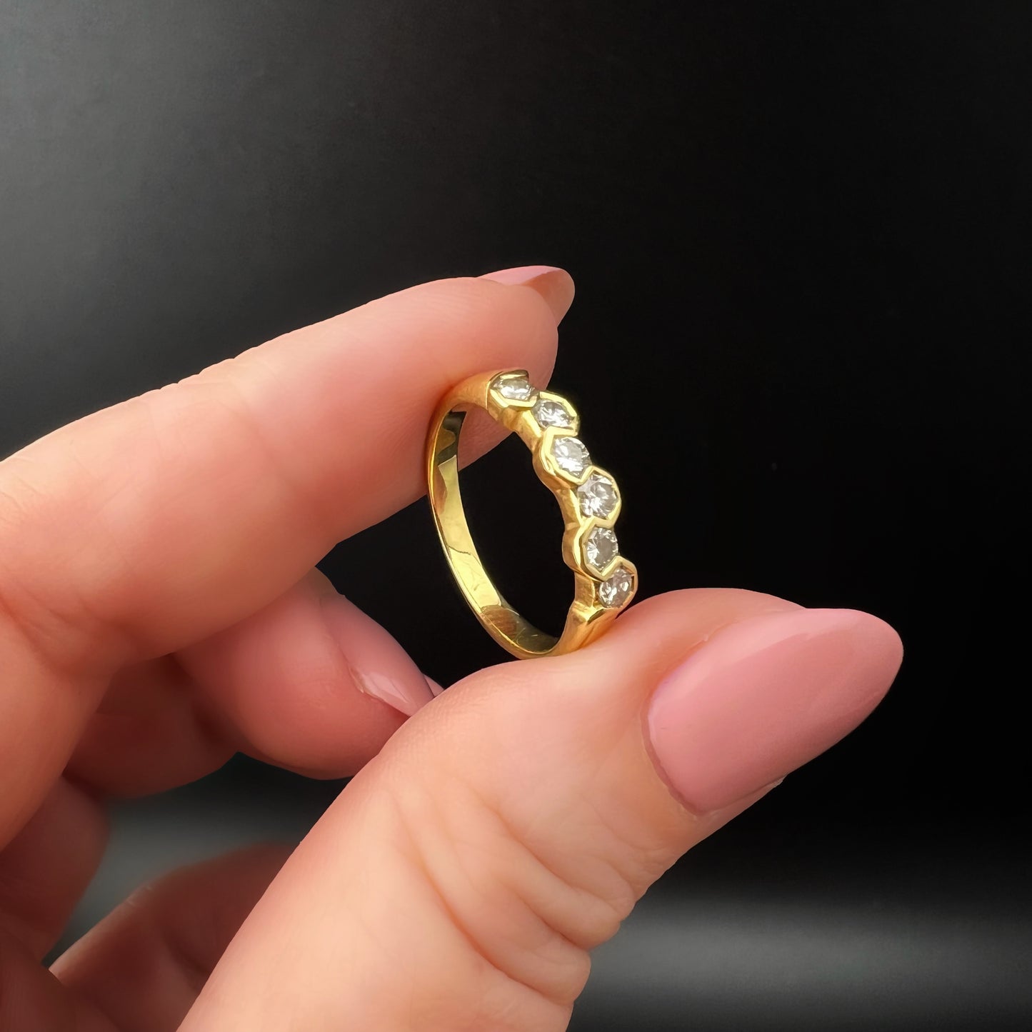 18k gold Riviera wedding ring with honeycomb diamonds