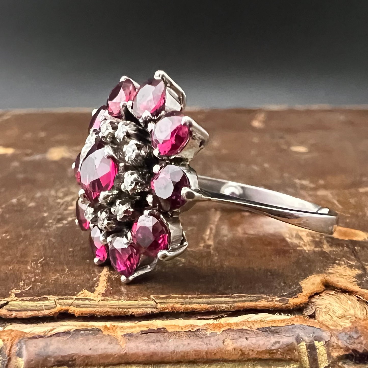 18K gold natural ruby and diamond daisy ring