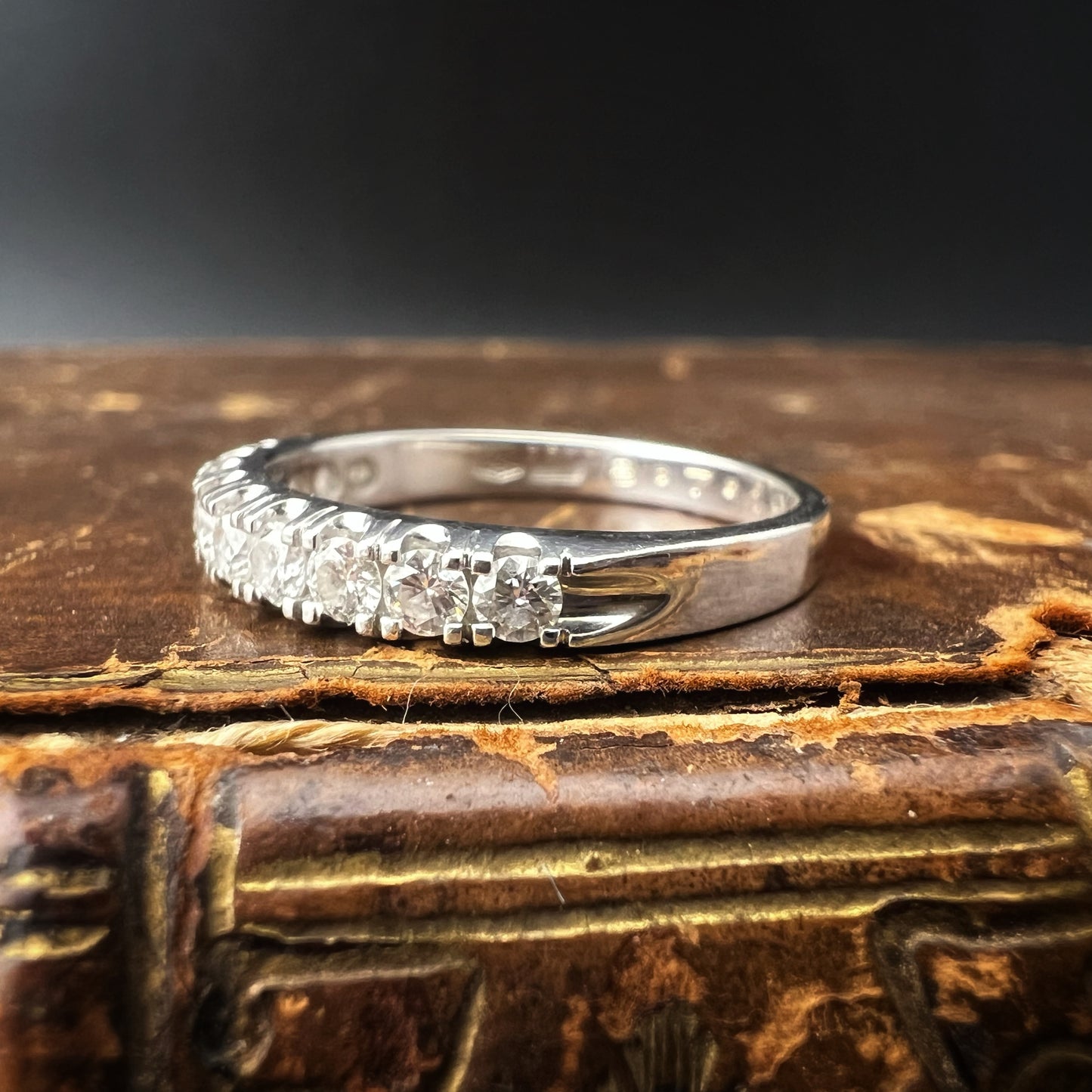 18k white gold Riviera wedding ring with 11 certified IF/VS G/H diamonds