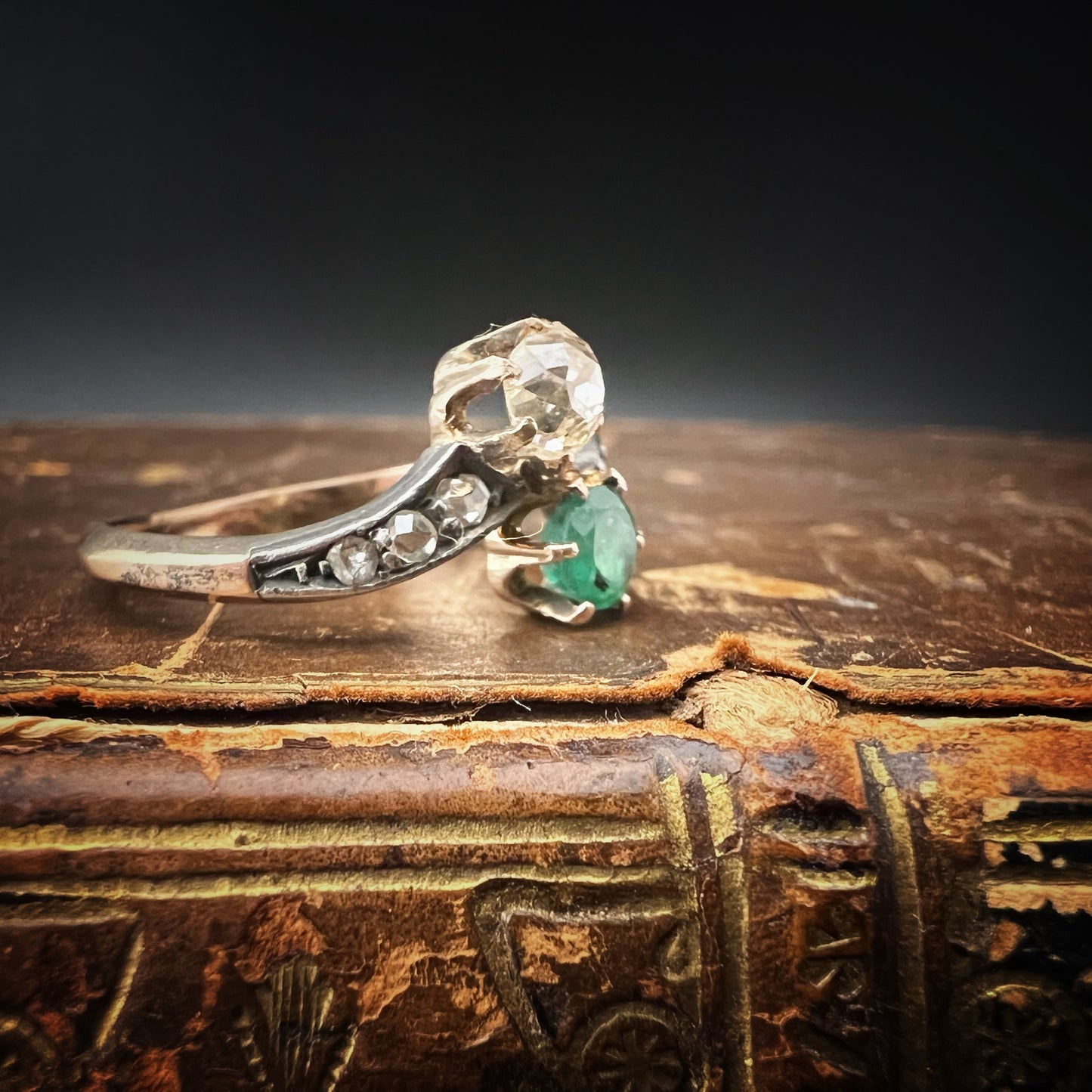 Toi et moi ring with 0.33 ct old mine diamond and emerald in 14 ct gold