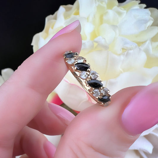 Anello vintage fede con zaffiri marquise e cristalli – Birmingham 1987