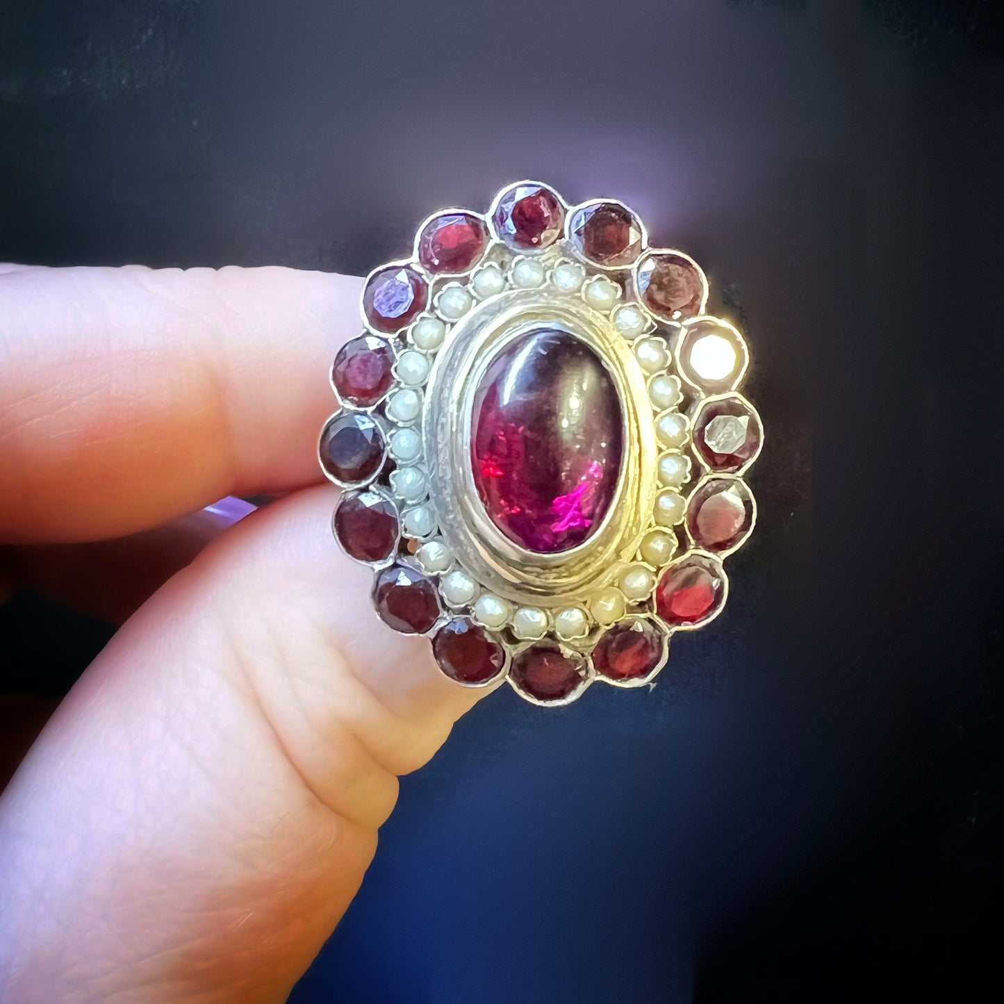 Gold locket ring with garnets and pearls, Italy, c. 1880