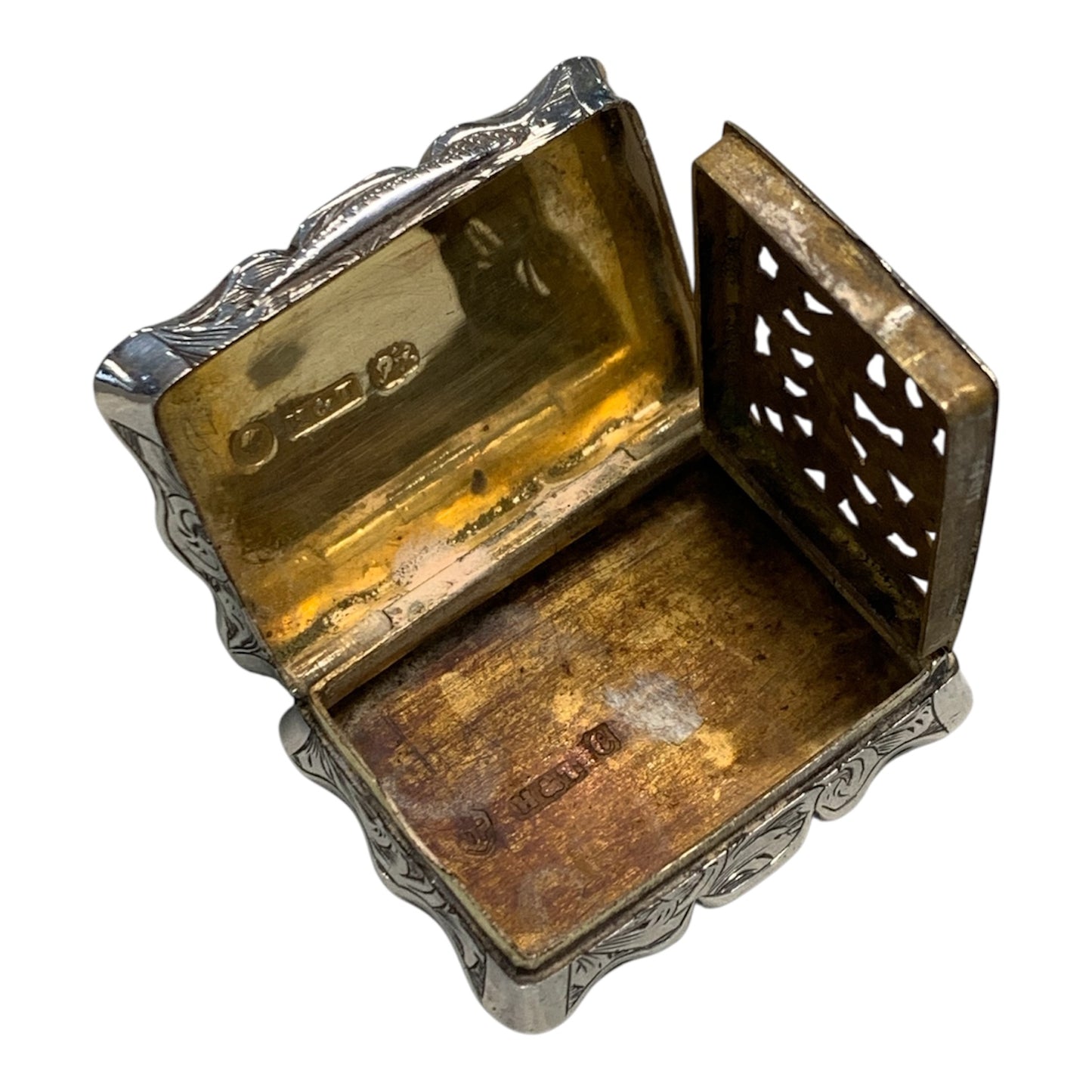 Vinaigrette “il Castello di Warwick” - Hilliard & Thomason-Birmingham 1851