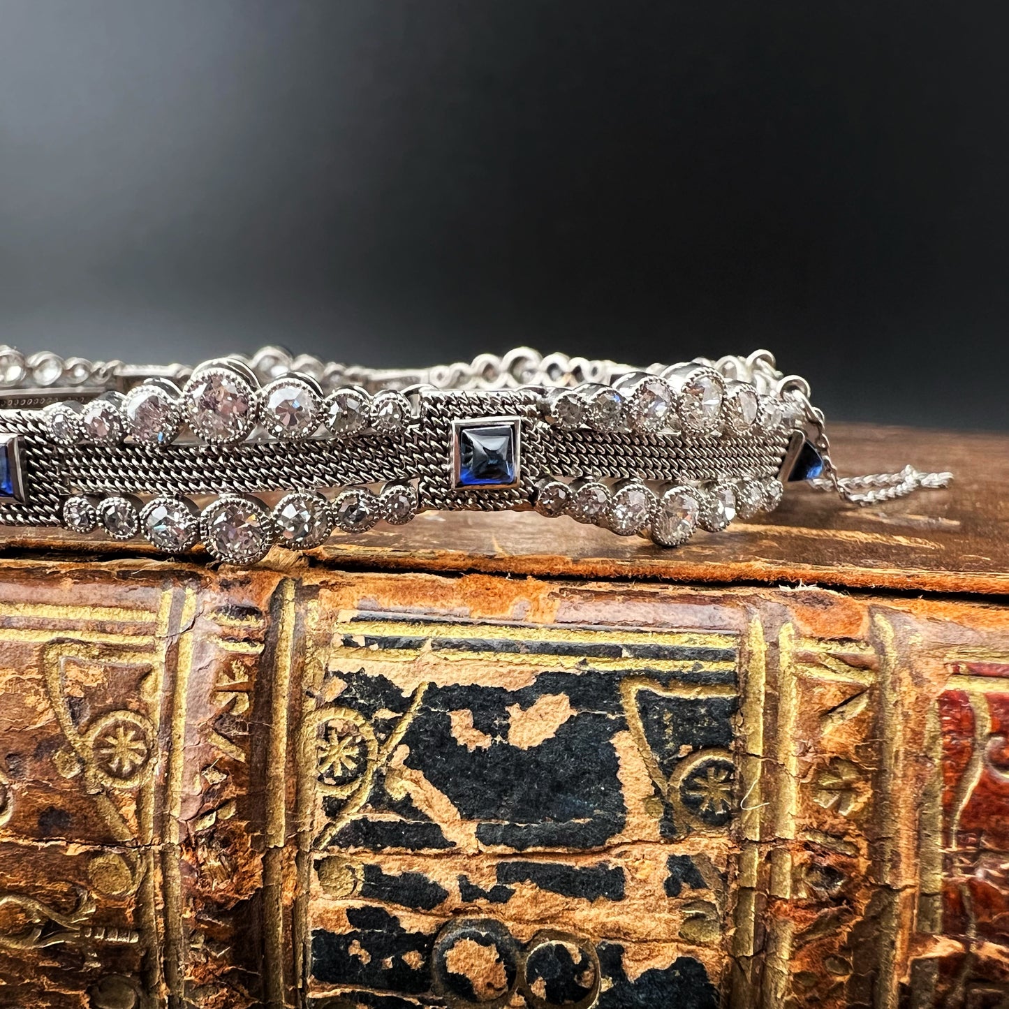 Armband aus Platin, Saphir und Diamanten, Frankreich, um 1913