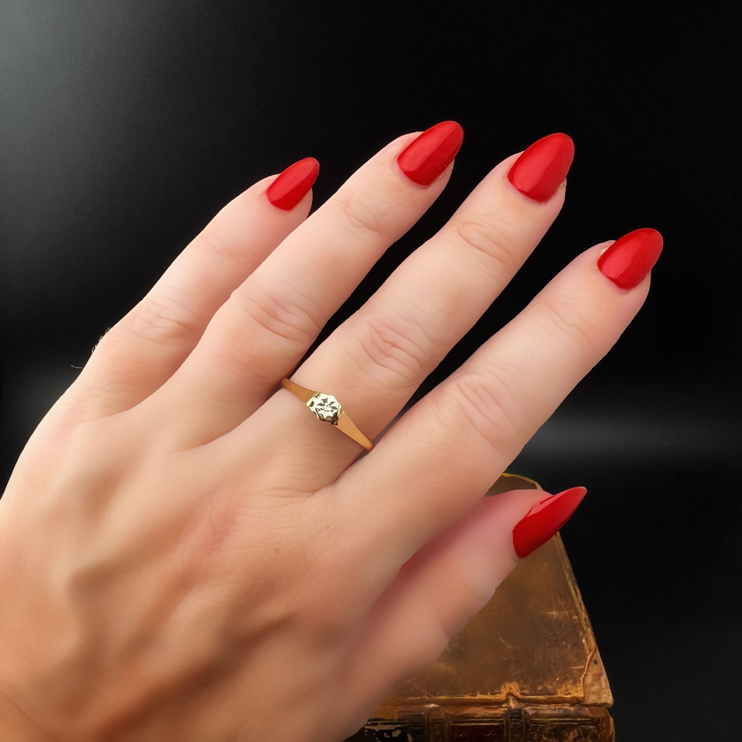 Vintage solitaire ring, Sheffield 1980 9ct gold and diamond