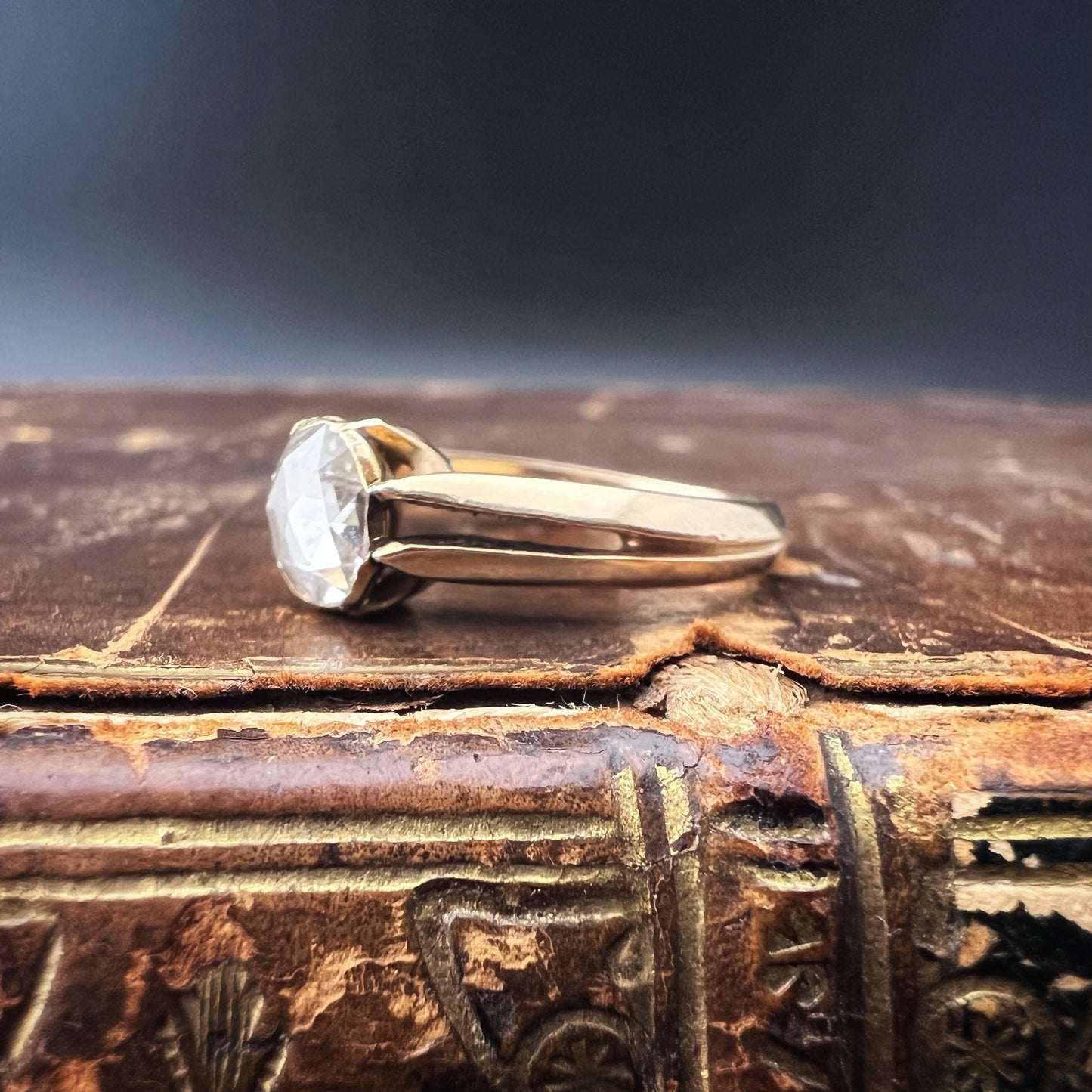 Antique 14K gold ring with 0.60 ct rose diamond