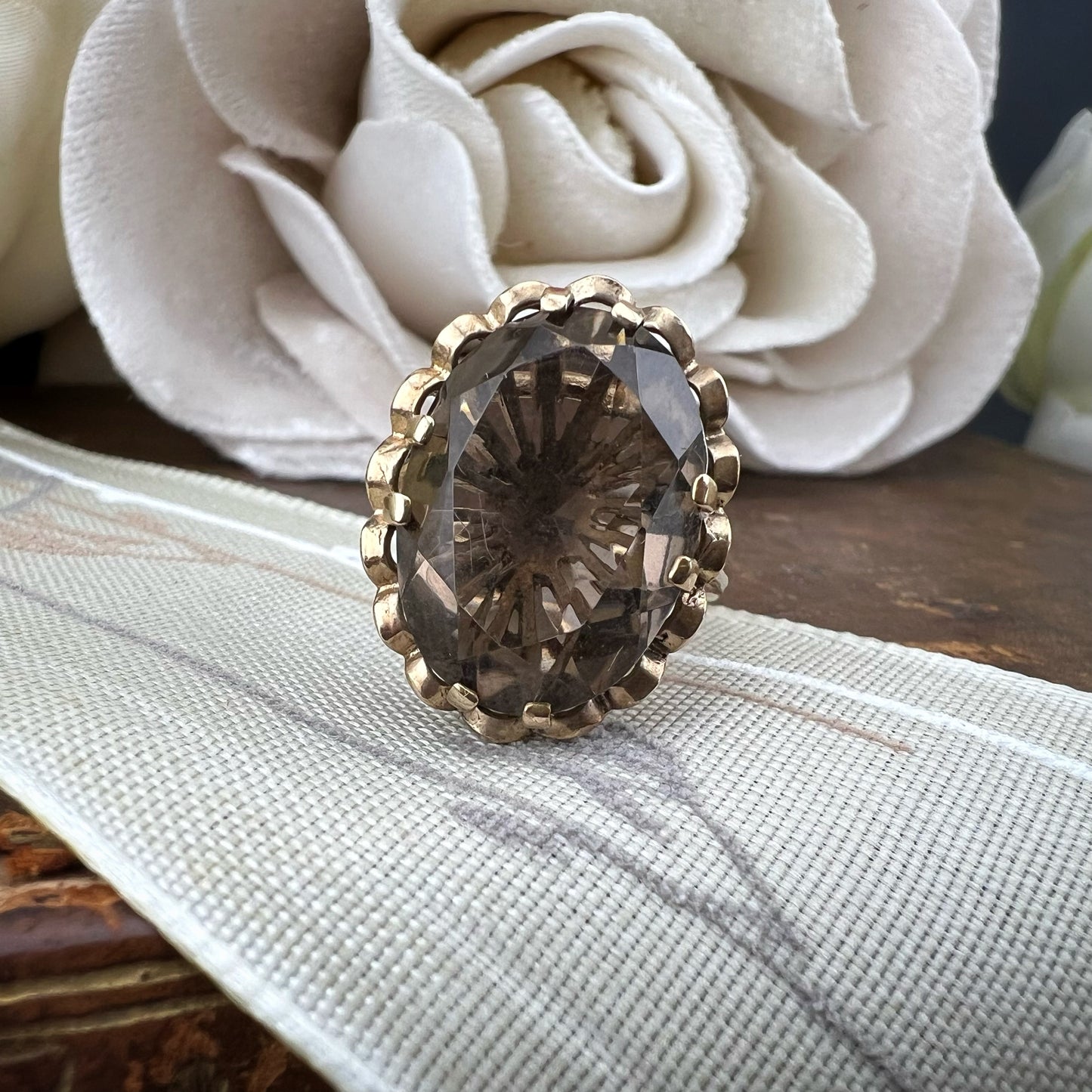 Anello vintage cocktail con quarzo caffè – Birmingham 1977
