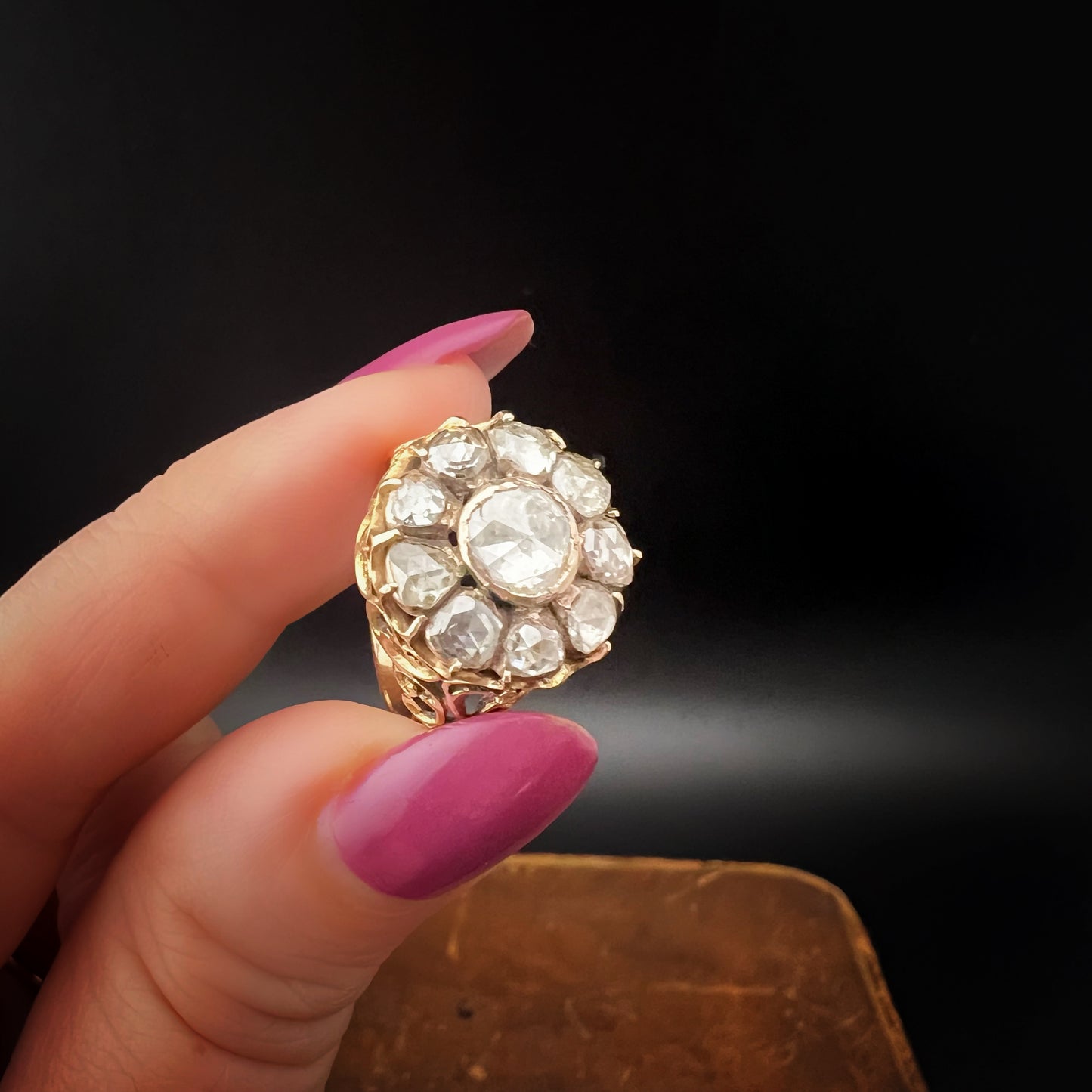 Large ring from the early 19th century in 18 ct gold and rose-cut diamonds for approximately 2 ct