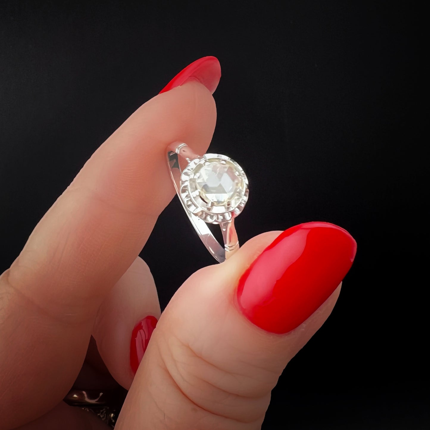 18 Karat Gold-Solitärring mit Diamant im Rosenschliff – 1930er