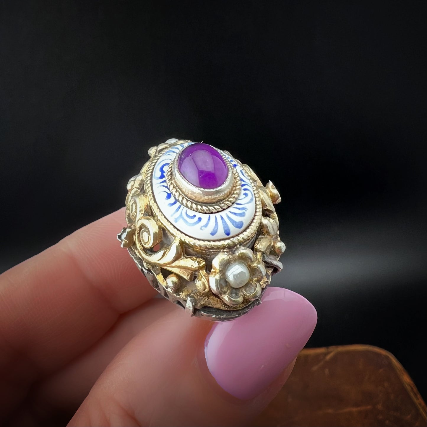 Antique Ring with Austro-Hungarian Brooch and Cabochon Amethyst in Gold-Plated Silver and Gold